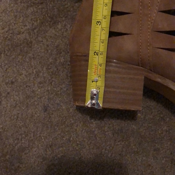 🛍 Tan Booties 🖤 - Picture 5 of 5